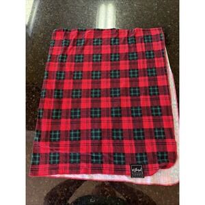 Milkmaid Goods Baby Blanket 40x40 Rayon Spandex Red Plaid Graphics Nursing Cover